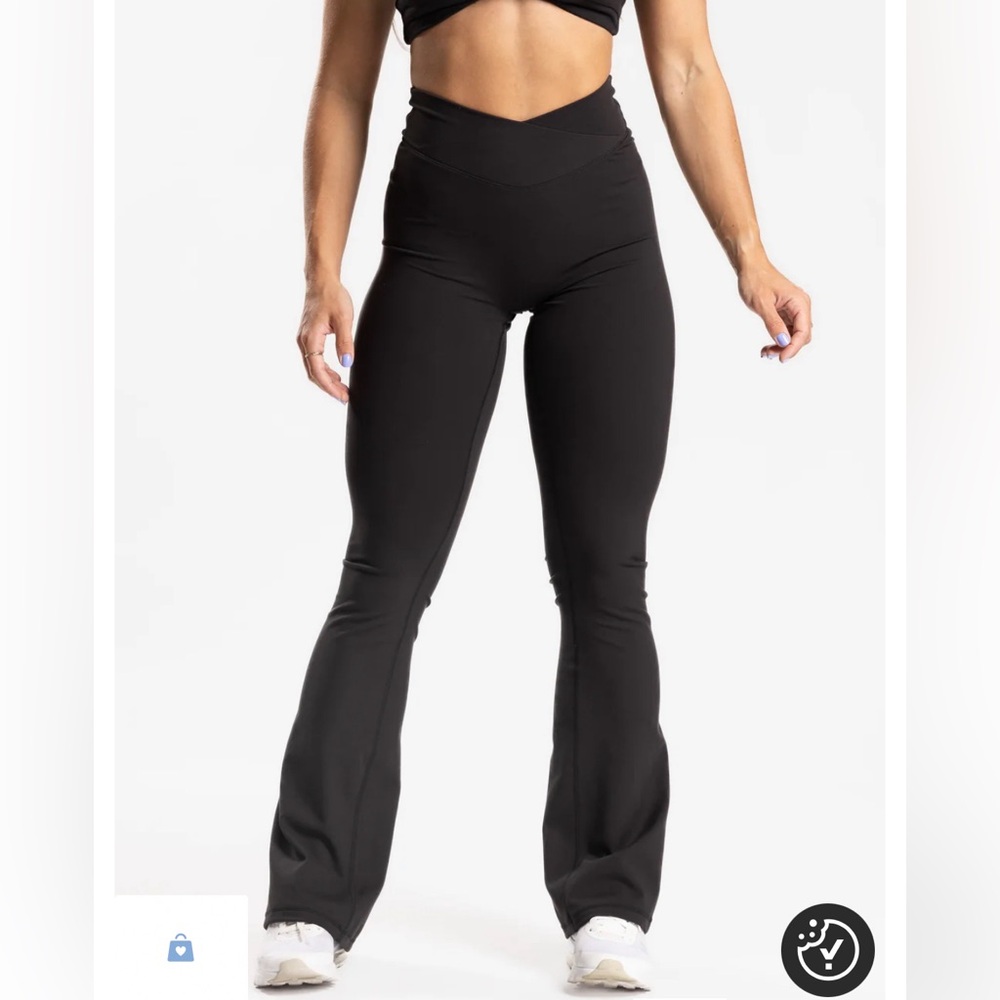 COPY - Flared leggings!